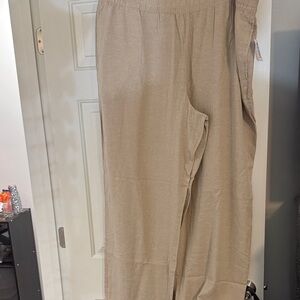 Old Navy Wide Leg Pants in Beige